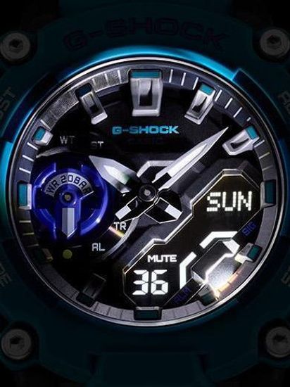 Наручные часы Casio G-Shock GA-2200-2ADR