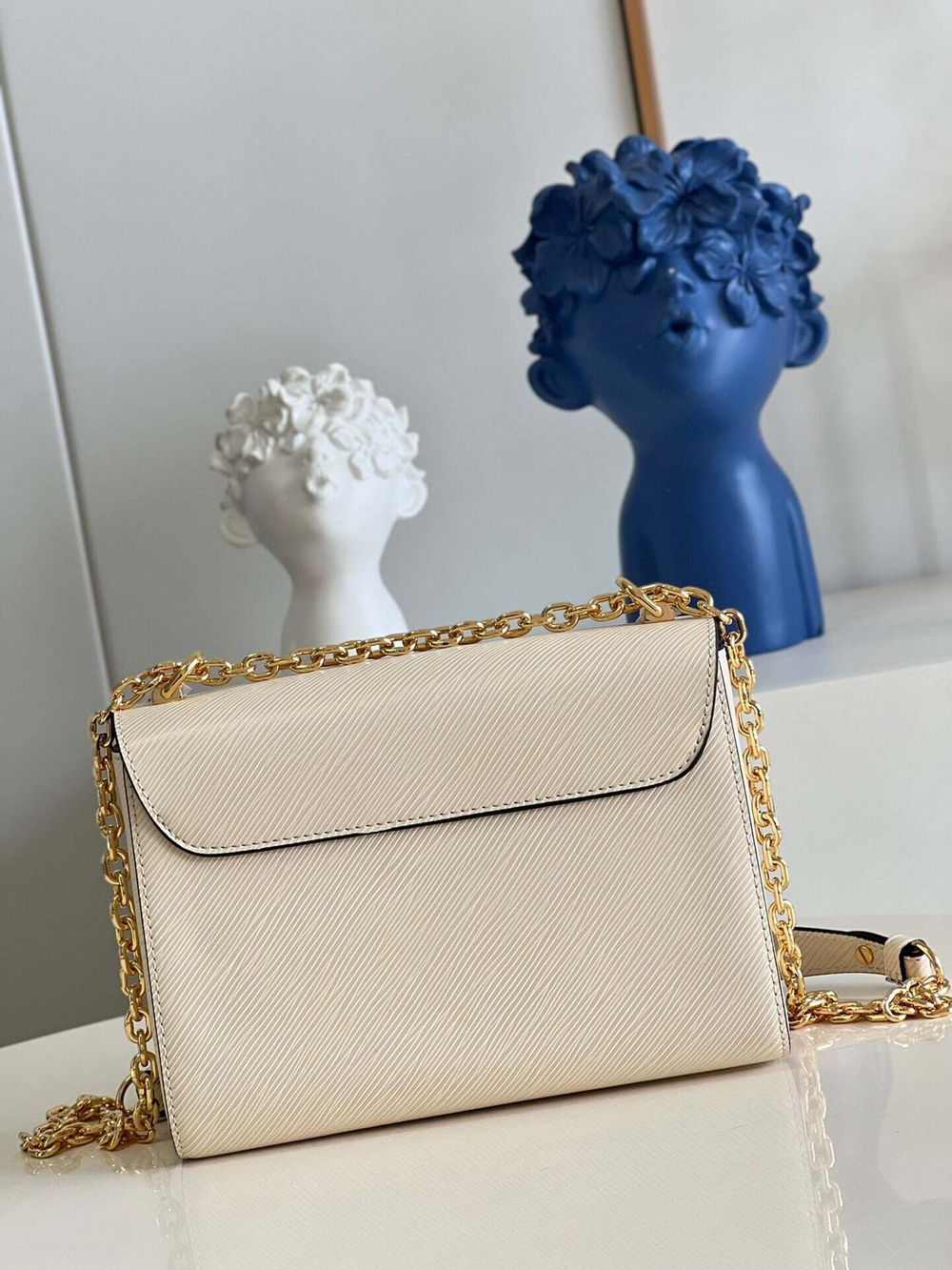 Louis Vuitton Twist MM