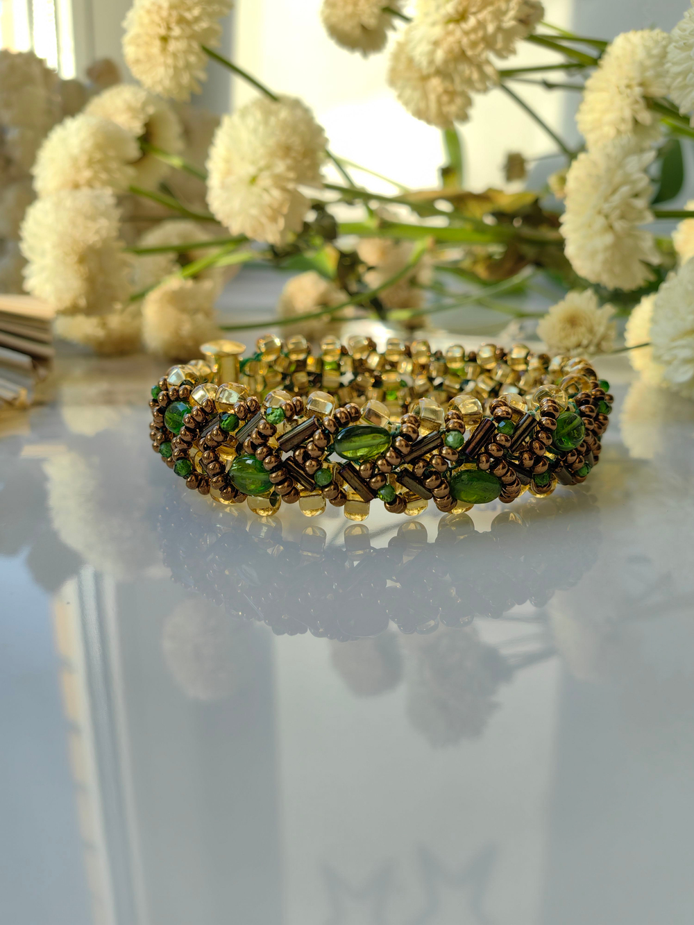 Браслет из бисера "Змейка" 18 см ручной работы с камнем Хромдиопсид