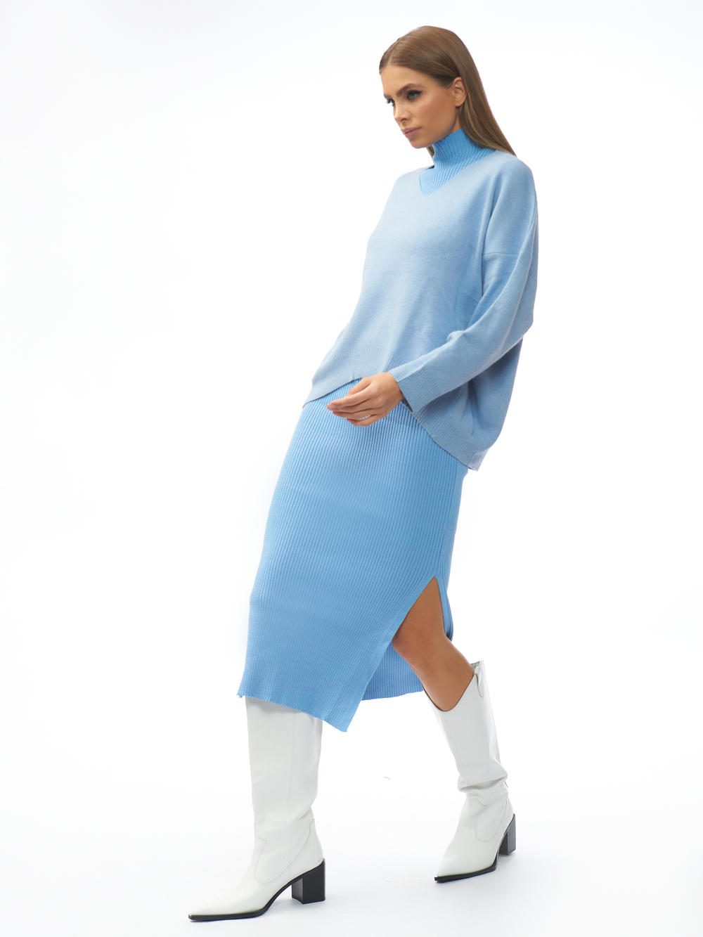 Женский джемпер голубой