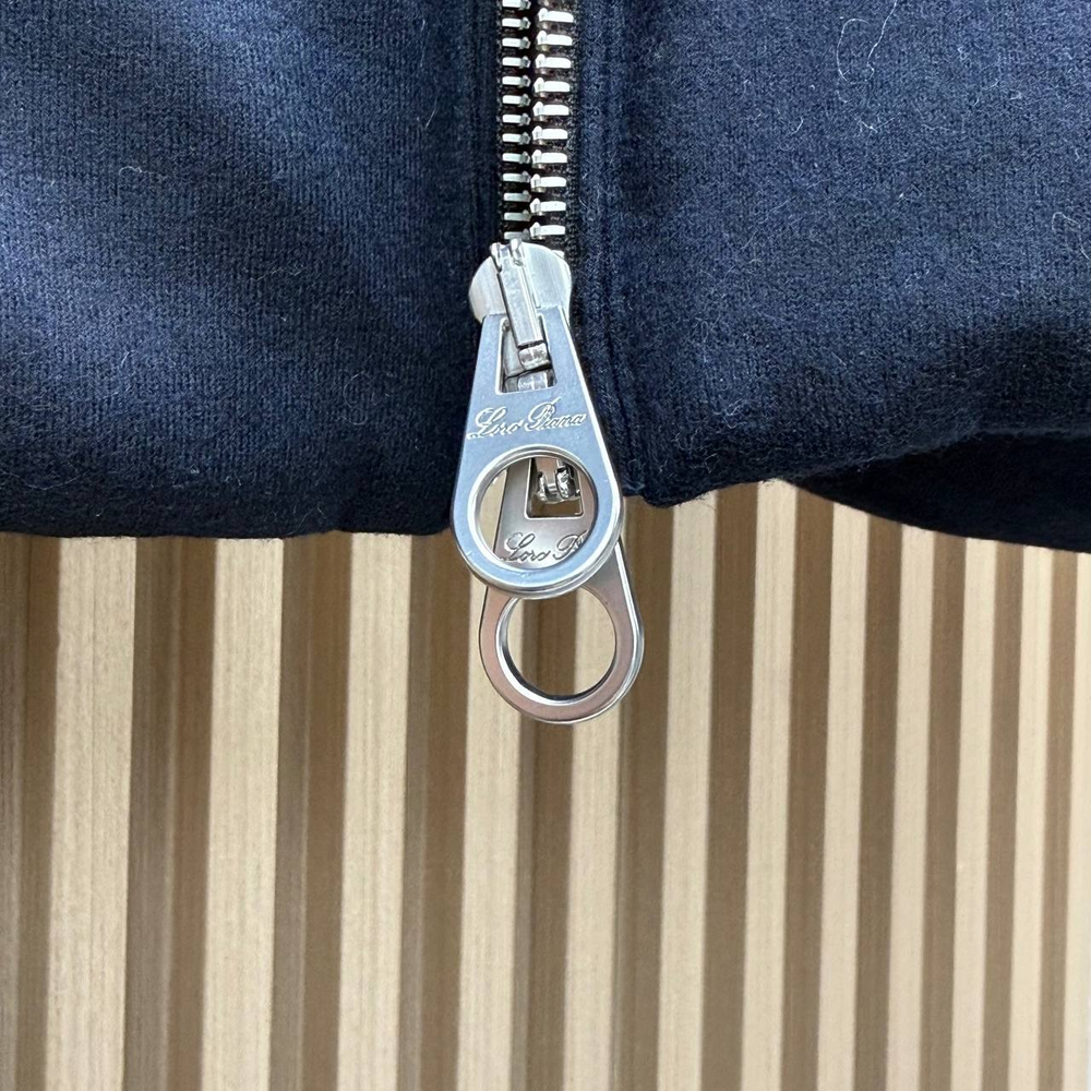 Пуховик Loro Piana