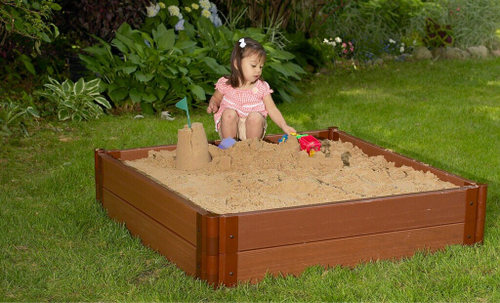 Песочница из досок ДПК 1,5х1,5 м высота 22,5 см
