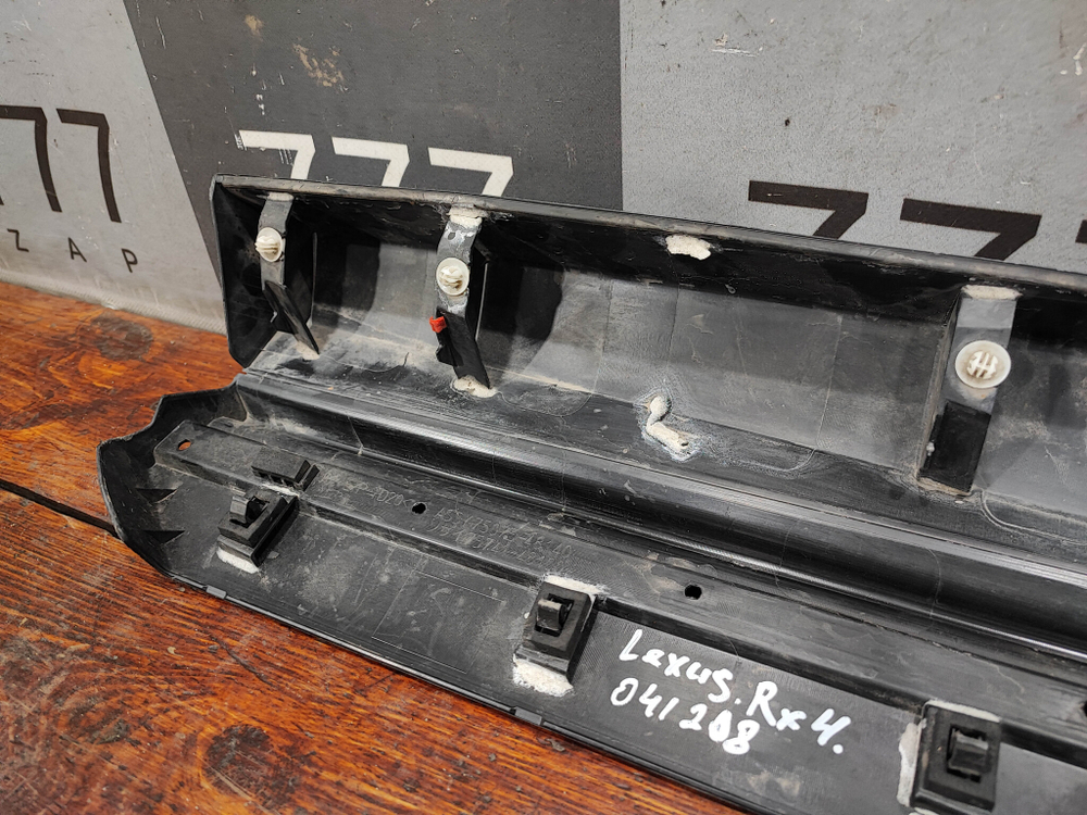 Накладка двери задней правой Lexus RX 4 15-22 Б/У Оригинал 7507548140