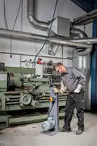 Проволочная щетка из нержавеющей стали Ø 250x60 мм, толщина 0,35 мм