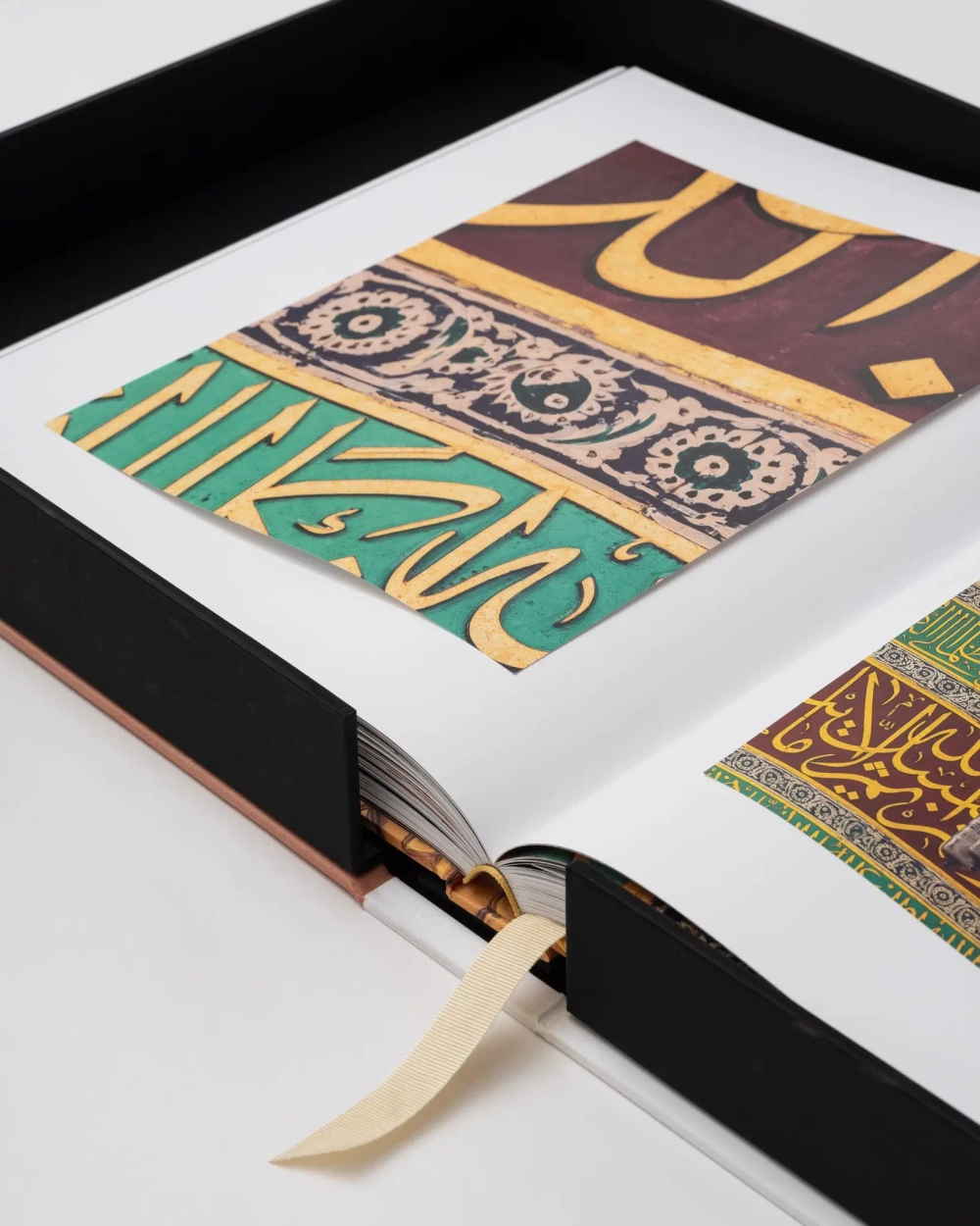 Книга интерьерная Assouline Al'Madinah: The City of the Prophet
