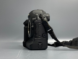 Canon EOS 1D Mark III