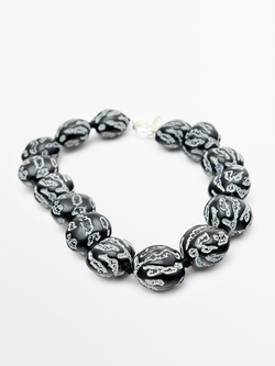 Massimo Dutti Короткое ожерелье с бусинами асимметричной формы, черный