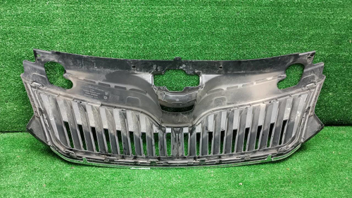Решетка радиатора Skoda Rapid 1 (2012-2020)
