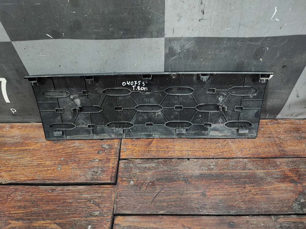 Накладка заднего бампера Tank 300 21-нв Б/У Оригинал 2804241XKM01A