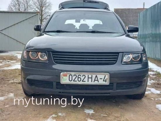 Передние фары VW Passat B5 angel eyes black