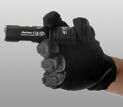 Тактический фонарь Armytek Partner C1 Pro (тёплый свет) - фото 3