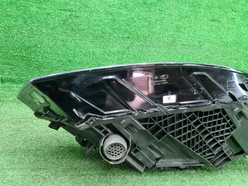 Фара левая Audi Q7 2 (2015-2019) LED