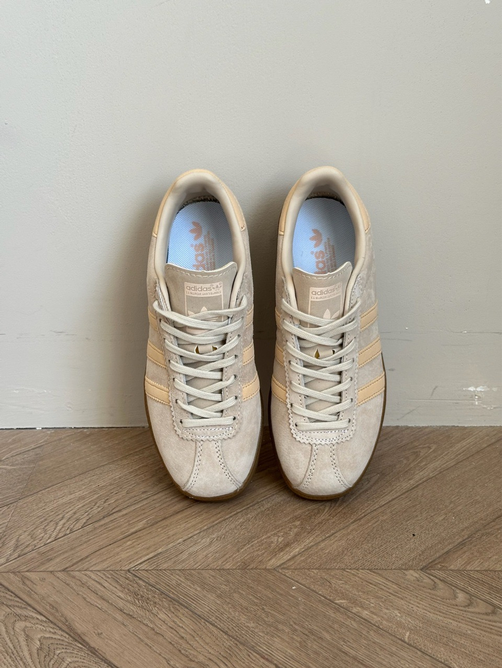 Кеды из натуральной замши