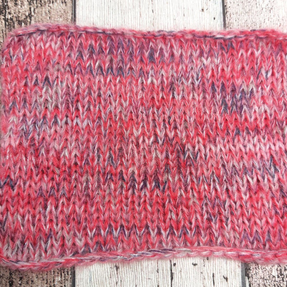 Бобинная пряжа Fantasia (Corallo)