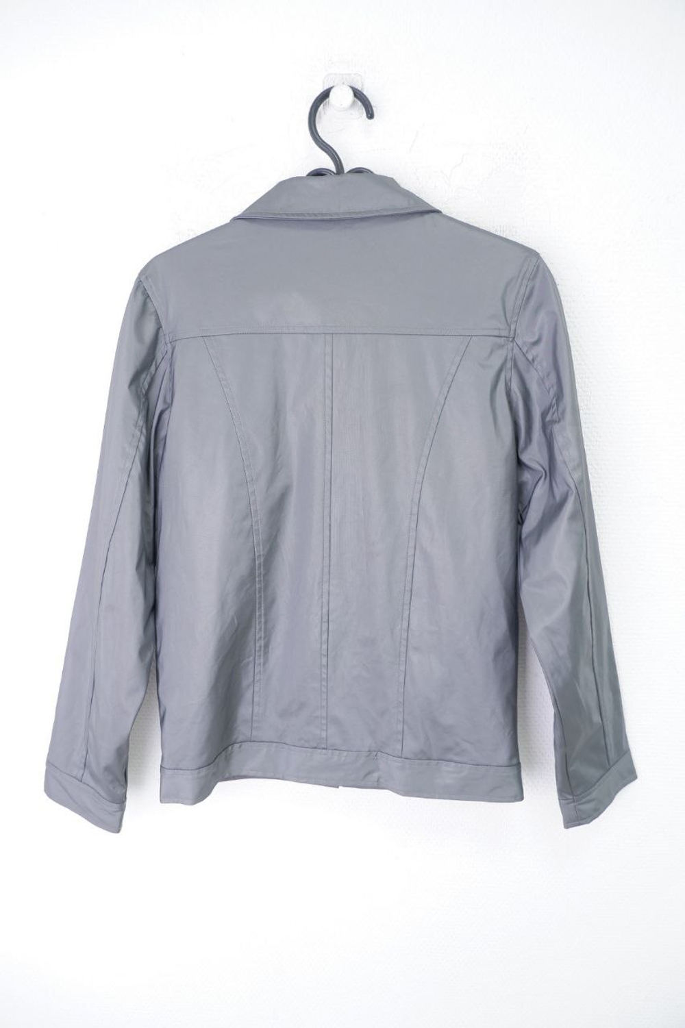 Куртка тонкая 44/46 размер