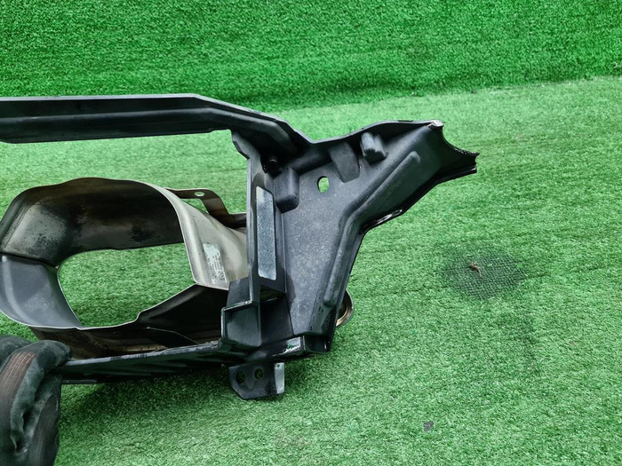 Насадка глушителя левая BMW X5 G05 18-23 M-paket