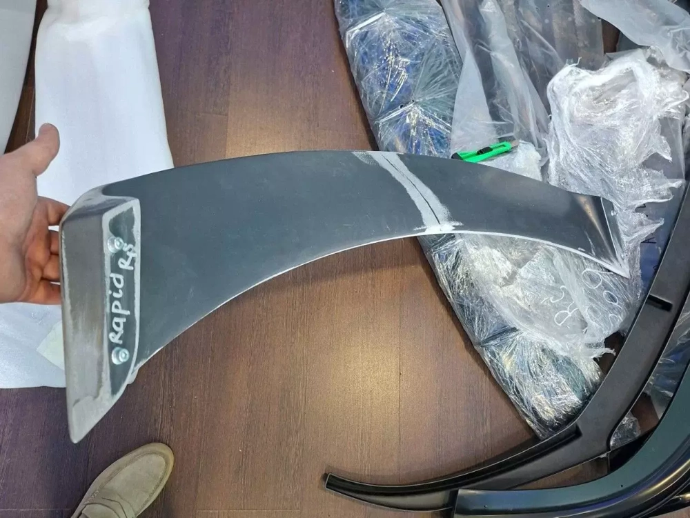 Спойлер RS Skoda Rapid Шкода Рапид 1 / 2 поколение