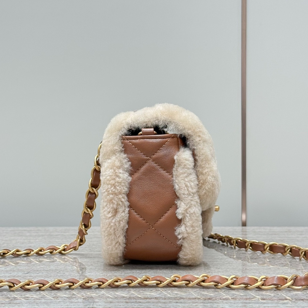 Chanel Bag 18 cm