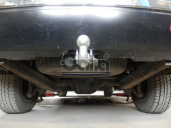 Фаркоп оцинкованный Galia J006A для Jeep Grand Cherokee WK 2005-2010, Jeep Commander 2006-2010(паспорт и сертификат в комплекте)(без электрики)