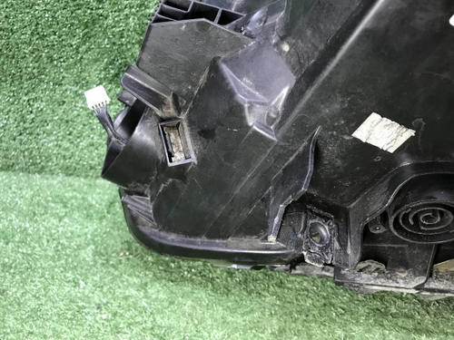 Битая Фара правая BMW X1 F48 (2015-2019) LED