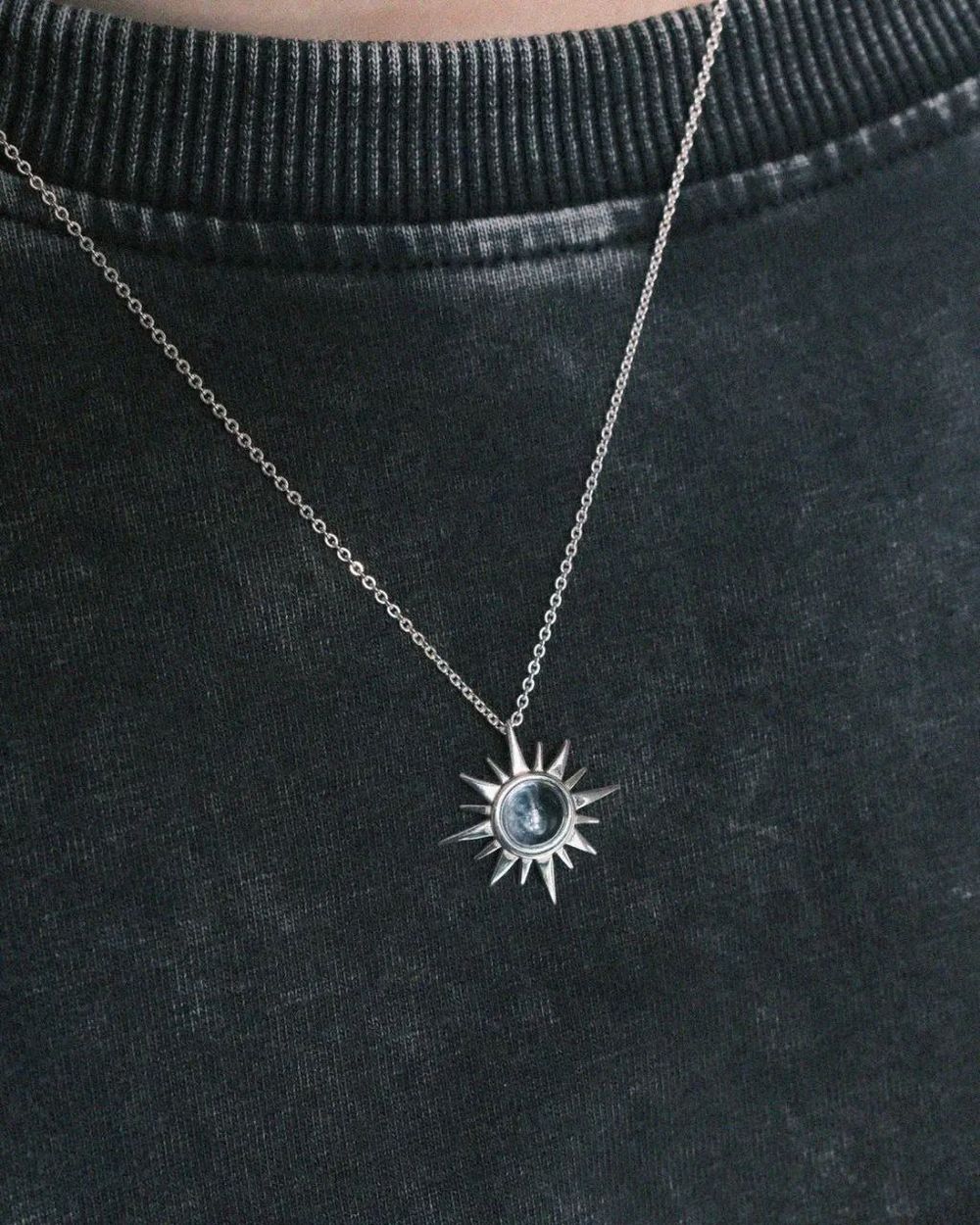 Подвеска Polar c голубым топазом