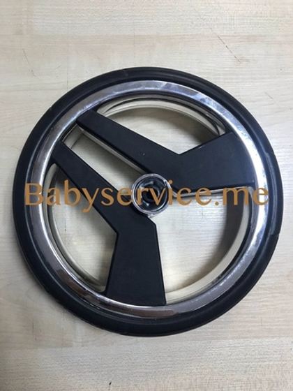 Колесо Junama переднее серебро