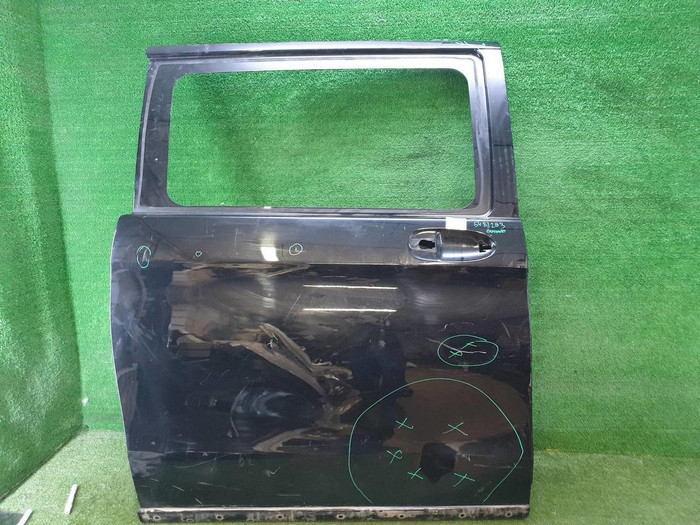 Дверь сдвижная правая Mercedes V w447 (2014-н.в.)