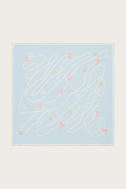 ПЛАТОК ИЗ ГОЛУБОГО ШЕЛКА С АВТОРСКИМ ПРИНТОМ 90*90