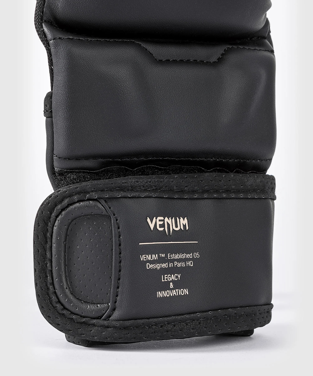 Перчатки ММА Venum Impact Evo Black/Beige
