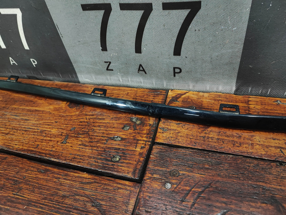 Молдинг переднего бампера AMG Mercedes GLE (V167) 19-23 Б/У Оригинал A1678854605