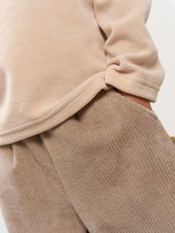 Брюки из трикотажного вельвета 