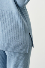 22757 Джемпер женский (голубой)