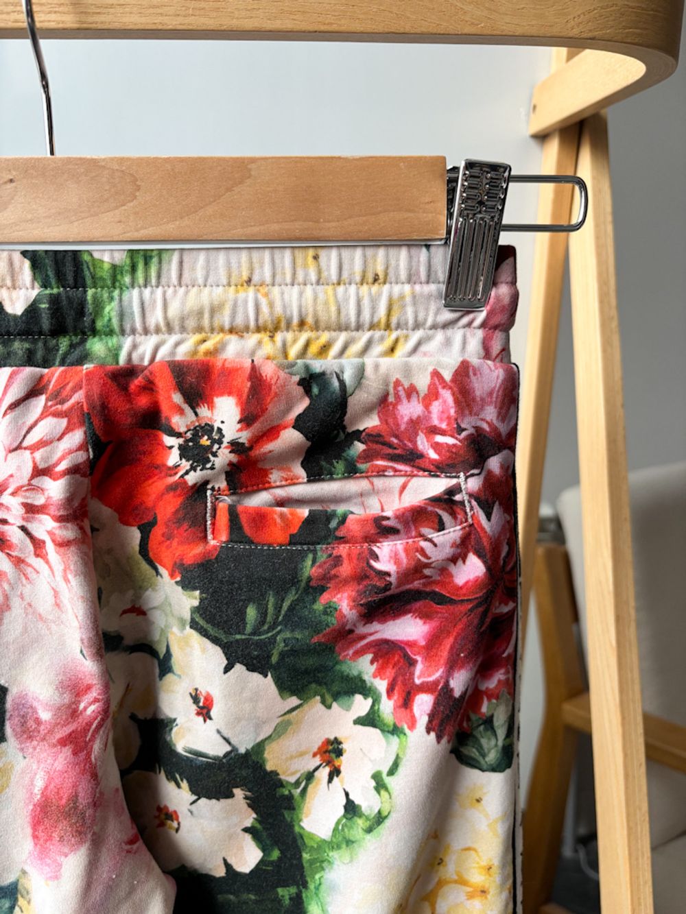 Брюки Dolce & Gabbana на кулиске, 134