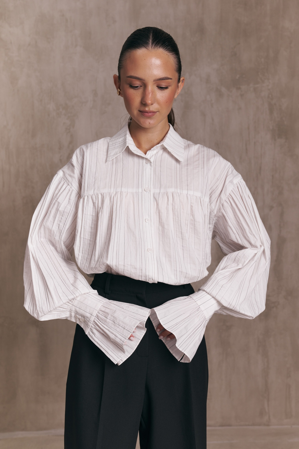 Рубашка RUFFLE, белая