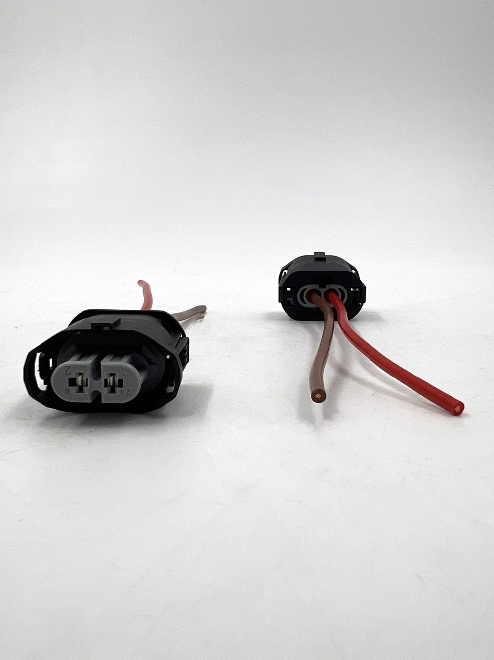 Разъем (колодка) лампы H9 закрытого типа комплект 2 шт