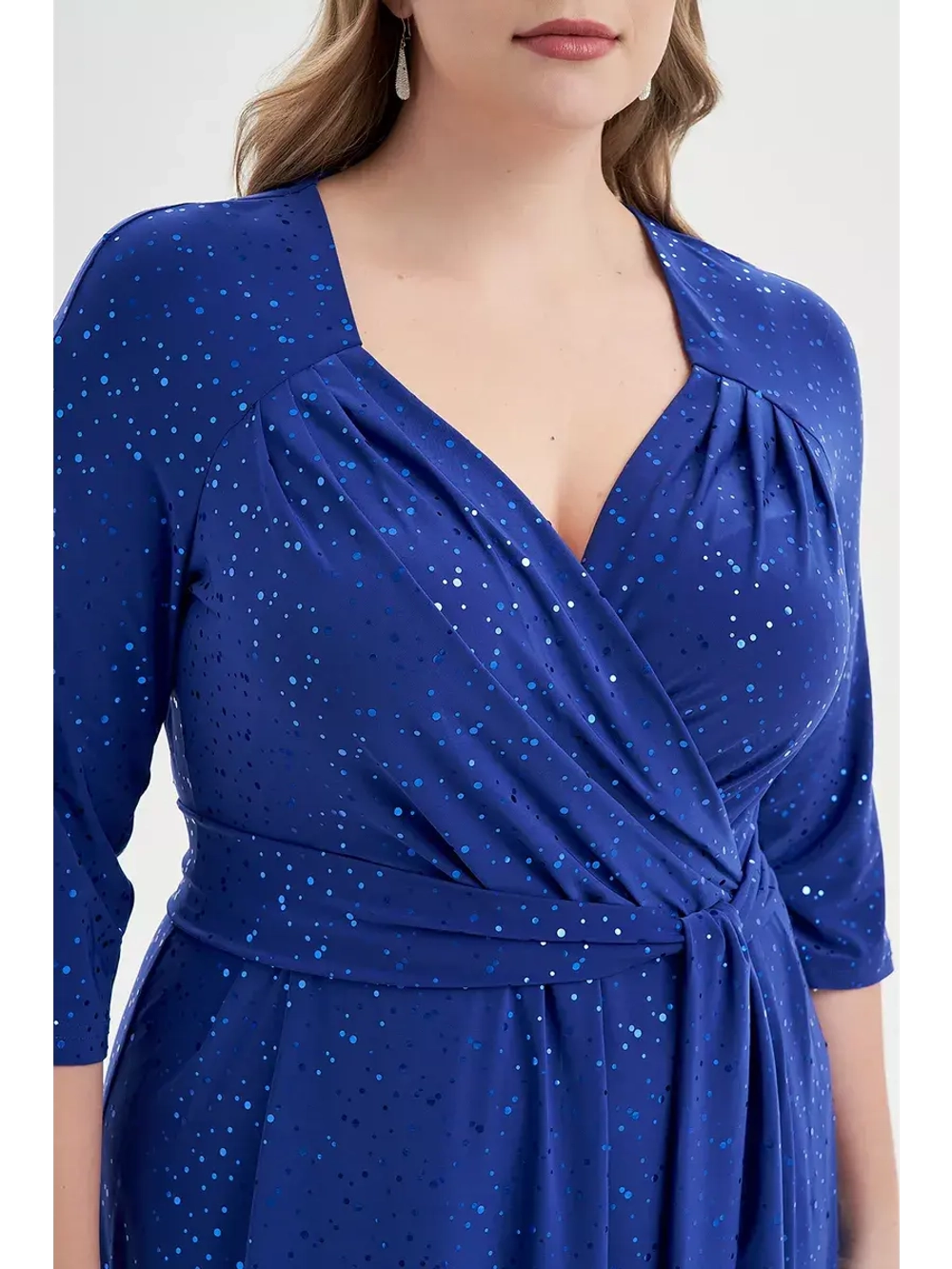 Платье с пайетками нарядное больших размеров