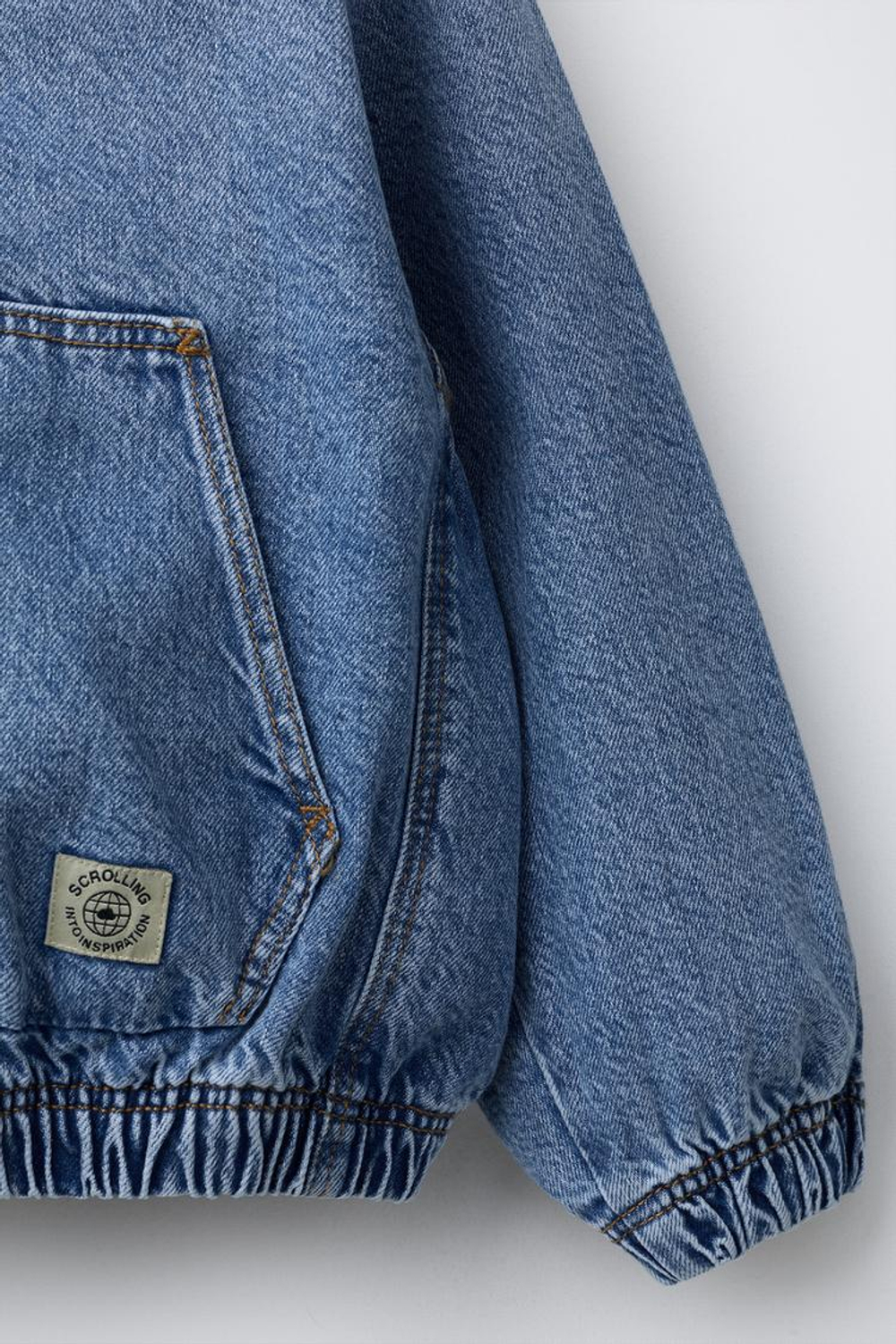 ZARA ДЖИНСОВАЯ КУРТКА С КАПЮШОНОМ, ВЫЦВЕТШИЙ СИНИЙ