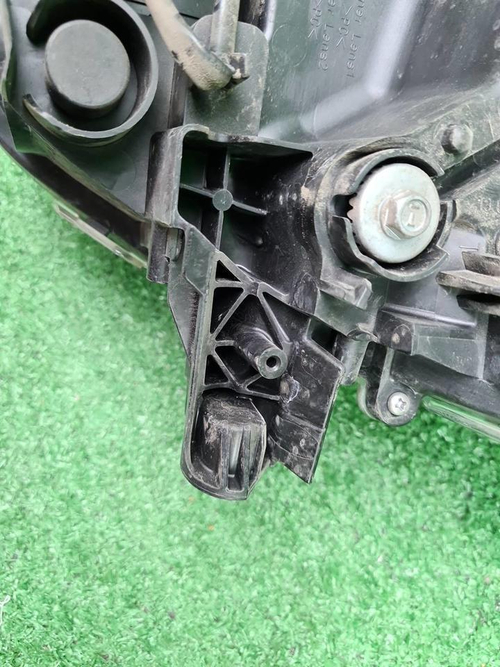 Фара правая Toyota RAV4 5 XA50 (2018-н.в.) LED
