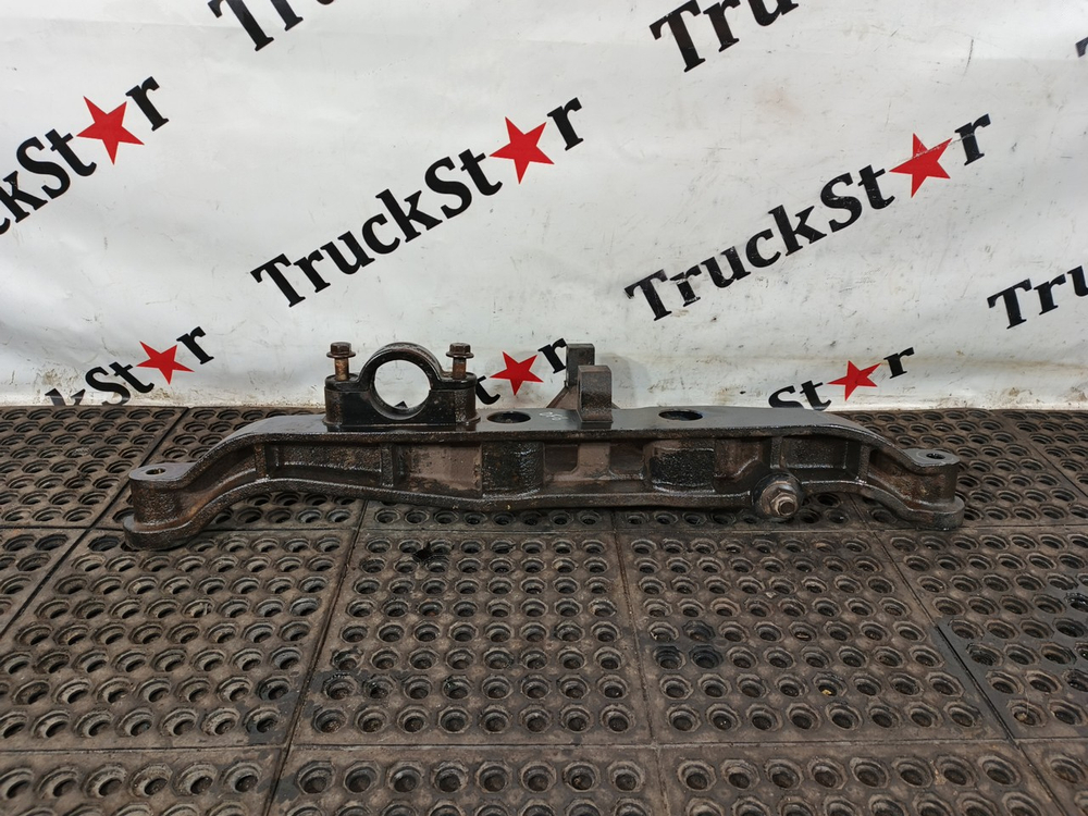 Кронштейн пневморессоры левый 2023г