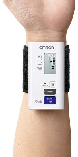 Тонометр Omron автоматический на запястье NightView, HEM-9601T-E3