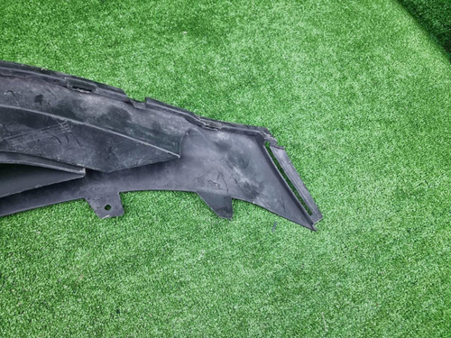 Решетка перед. бампера Mercedes GLB X247 19-23 AMG