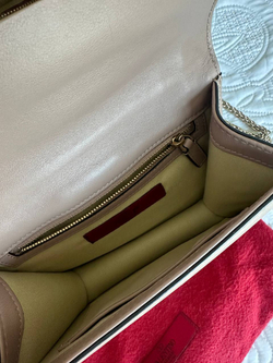 Сумка Valentino Garavani Handbag Glam Lock Leather
