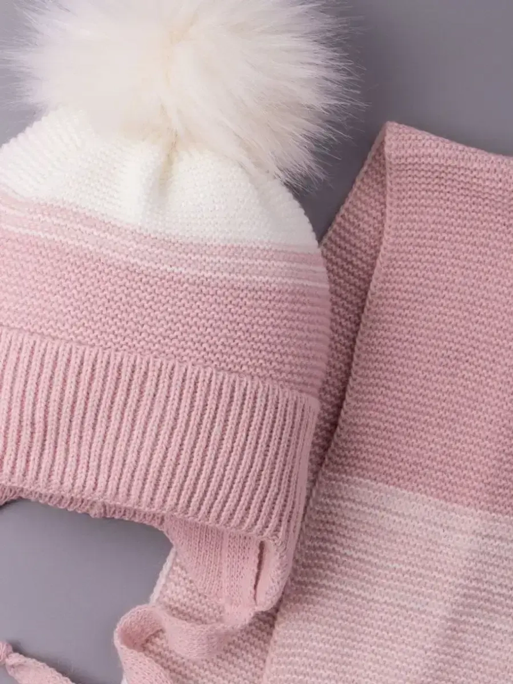 Шапка для девочки зимняя вязаная и шарф