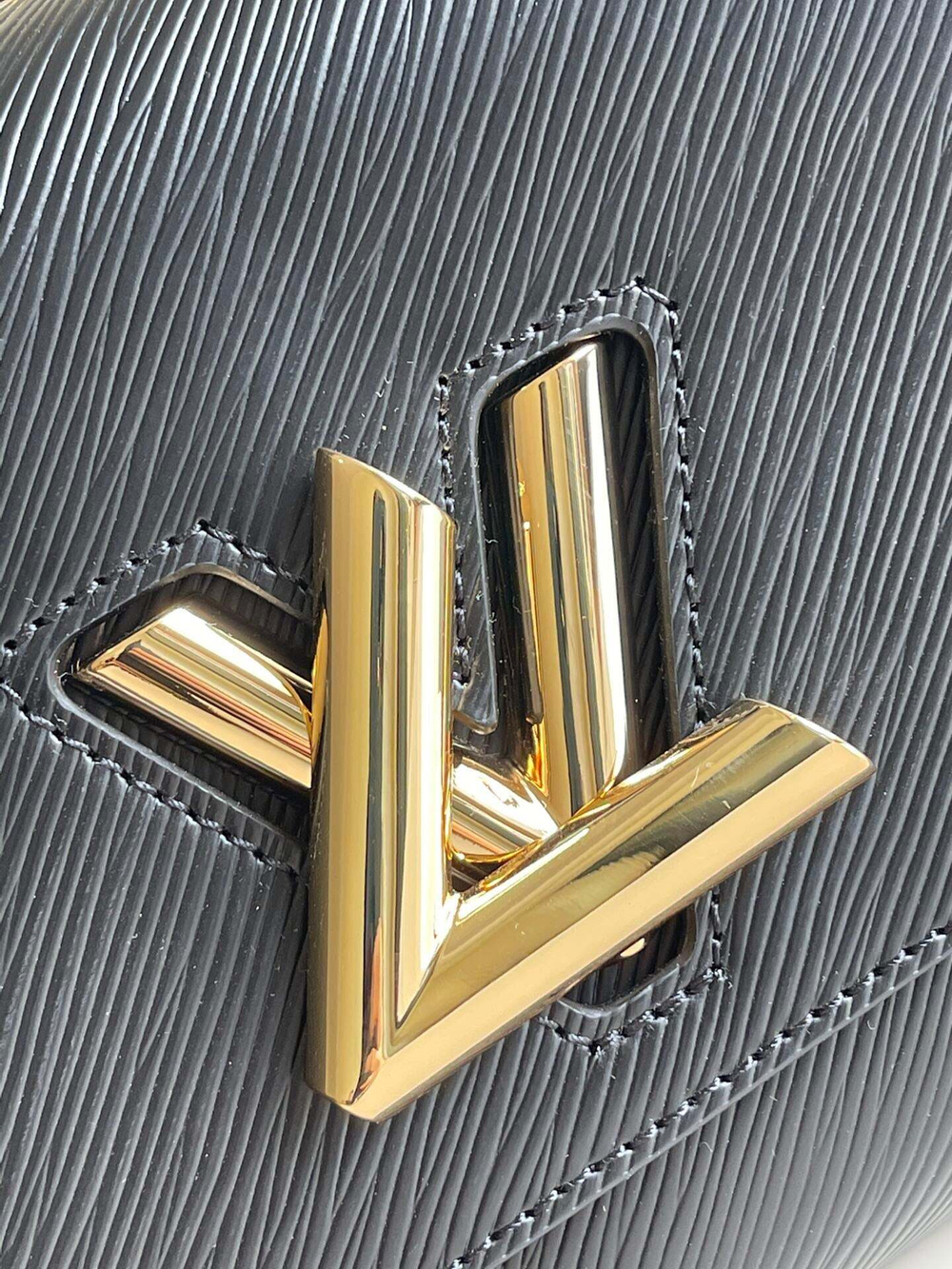 Louis Vuitton Twist MM