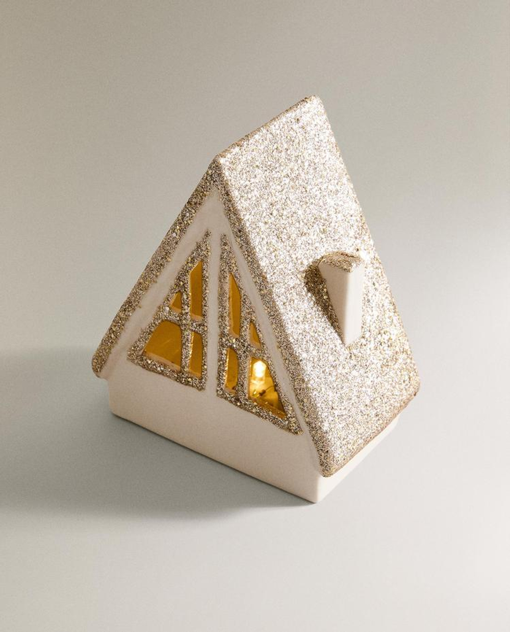 ZARA HOME НОВОГОДНЕЕ УКРАШЕНИЕ ИЗ КЕРАМИКИ С БЛЕСТЯЩЕЙ КРЫШЕЙ, БЕЛЫЙ
