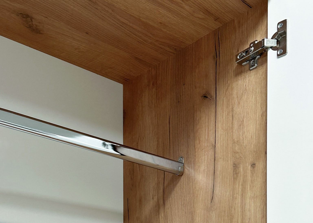 Шкаф для одежды распашной с полками и штангой 3 створки Дуб Золотой/Белый 120х46х210 см