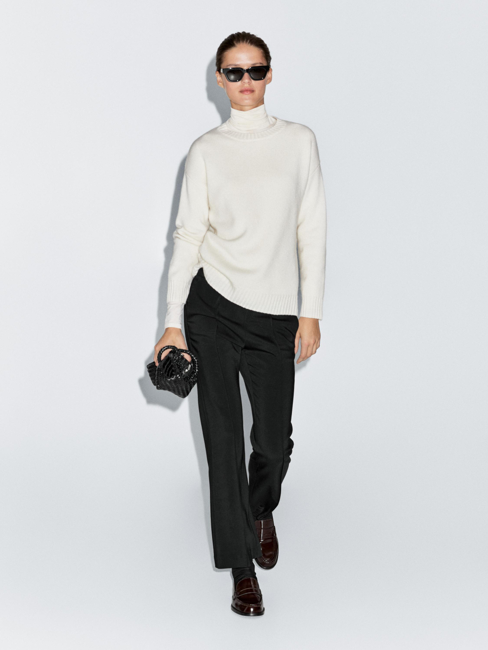 Massimo Dutti Креповые брюки с декоративными швами, черный