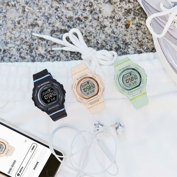 Наручные часы Casio GMD-B300-3D