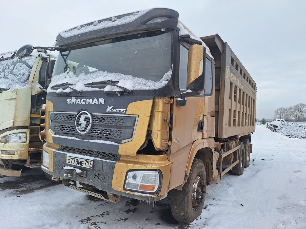 Shacman (Shaanxi) SX* 6x4 Седельный тягач SX42584V324 (Дизельный, 11,6 л, 423 л.с., МТ)