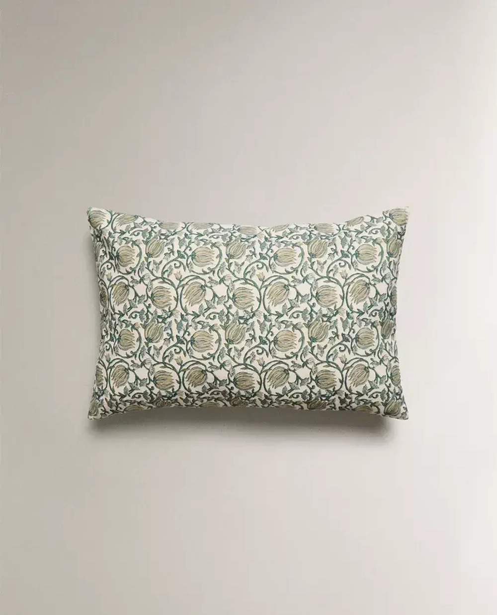 ZARA HOME НАВОЛОЧКА ДЛЯ ДЕКОРАТИВНОЙ ПОДУШКИ С ЦВЕТОЧНЫМ УЗОРОМ, ЗЕЛЕНЫЙ